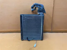 Испаритель кондиционера Land Rover Velar L560 2.0