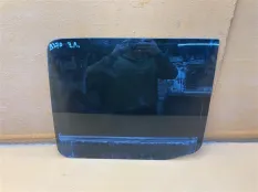 Стекло двери заднее левое Hummer H3 3.7 2009