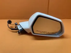 Зеркало заднего вида правое Chevrolet Camaro 6 2.0