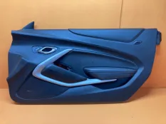 Обшивка двери правая Chevrolet Camaro 6 2.0 2019