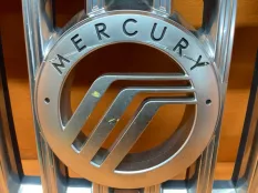 Решетка радиатора передняя Mercury Mariner 2 3.0