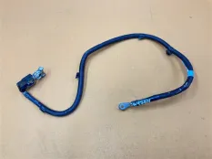 Клемма плюс Tesla Model S 2016