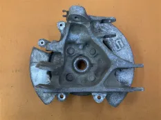 Кулак поворотный задний левый Tesla Model S 2016