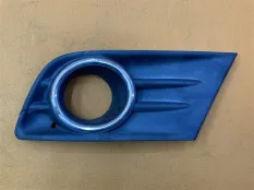 Рамка противотуманной фары передняя правая Honda