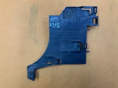 Кронштейн фары передний правый Land Rover Evoque