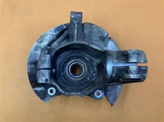 Кулак поворотный передний левый Land Rover Evoque