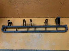 Кронштейн подножки правый Hummer H2 6.0 2003