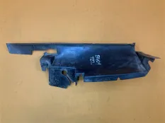 Дефлектор радиатора передний правый Jeep Grand