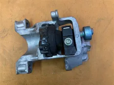 Подушка двигателя правая Infiniti QX50 J55 2.0