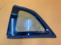 Форточка кузова задняя левая Dodge Challenger 3