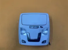 Плафон освещения передний Toyota Sienna 3 3.5 2013