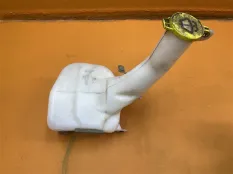 Бачок омывателя Dodge Challenger 3 3.6 2020