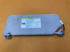 Козырек солнцезащитный правый Toyota Sienna 3 3.5