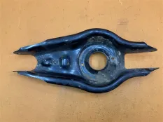 Рычаг подвески нижний задний Tesla Model Y 2022