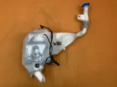 Бачок омывателя Tesla Model S 2018