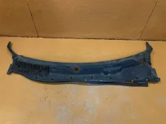 Решетка стеклоочистителя Жабо Dodge Challenger 3