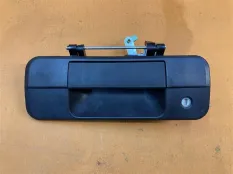 Ручка открывания багажника Toyota Tundra XK50 5.7