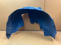 Подкрылок задний правый Dodge Challenger 3 3.6