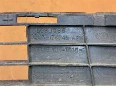 Решетка бампера передняя Ford Explorer U502 3.5