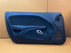 Обшивка двери передняя левая Dodge Challenger 3