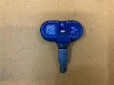 Датчик давления в шинах Tesla Model Y 2022