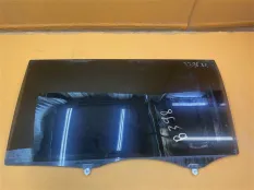 Стекло двери заднее левое Toyota Sienna 3 3.5 2013