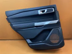 Обшивка двери задняя левая Ford Explorer U625 2.3