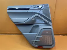 Обшивка двери задняя левая Porsche Cayenne 958 4.8