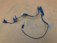 Датчик ABS передний левый Toyota Sienna 3 3.5 2013