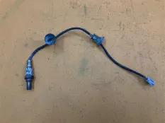 Датчик кислородный нижний задний Toyota Sienna 3