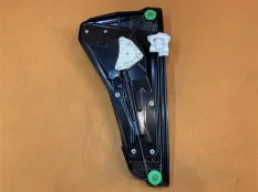 Стеклоподъемник двери задний правый Land Rover