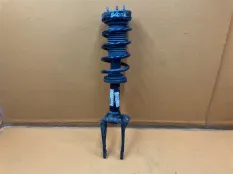 Стойка амортизатора передняя правая Dodge