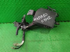 Блок предохранителей TOYOTA YARIS MXPA10
