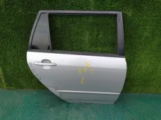 Дверь TOYOTA COROLLA NZE121, задняя правая