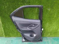 Дверь TOYOTA YARIS CROSS MXPB10, задняя левая