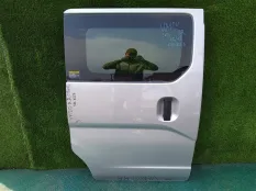 Дверь NISSAN NV200 M20, задняя правая