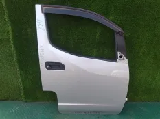 Дверь NISSAN NV200 M20, передняя правая