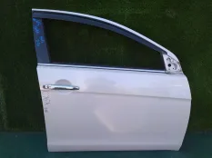 Дверь MITSUBISHI GALANT FORTIS CY3A, передняя правая