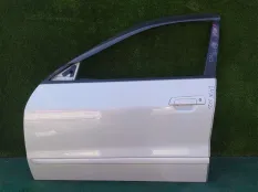 Дверь MITSUBISHI GALANT EA1W, передняя левая