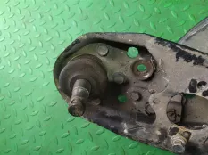 Рычаг MAZDA BONGO SEF8T RF, передний левый