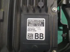 Блок управления efi TOYOTA YARIS MXPA10 M15A-FKS