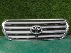 Решетка радиатора TOYOTA LAND CRUISER URJ202