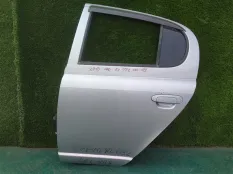 Дверь TOYOTA VITZ SCP10, задняя левая