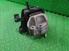 Подушка двигателя TOYOTA TANK M900A 1KR-FE, правая