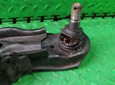Рычаг NISSAN SERENA PC24 SR20DE, передний правый