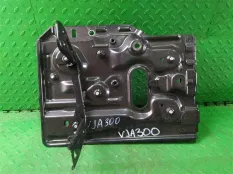 Подставка под аккумулятор TOYOTA LAND CRUISER 2023 VJA300 V35A-FTS