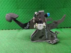 Педаль тормоза TOYOTA LAND CRUISER 2023 4711060710 VJA300 V35A-FTS