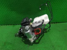 Главный тормозной цилиндр TOYOTA LAND CRUISER 2023 4705060A40 VJA300 V35A-FTS