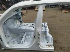 Стойка кузова TOYOTA LAND CRUISER 2023 VJA300, левая