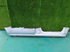 Порог HONDA STEPWGN RF1, правый